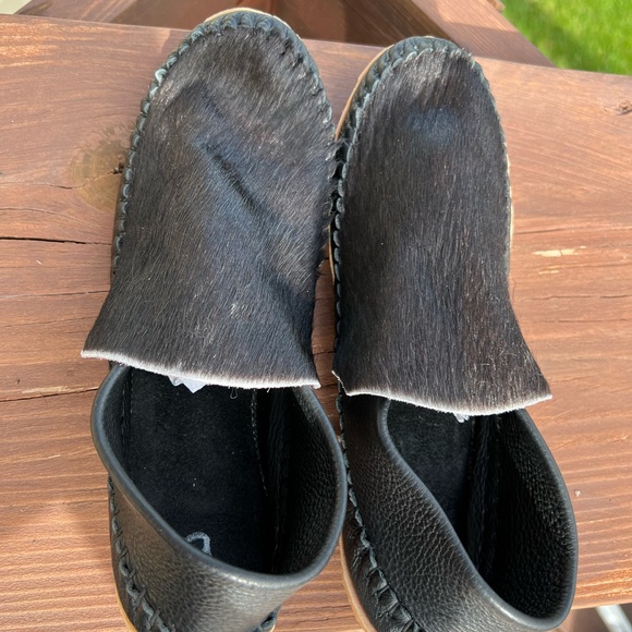 Shoes Cowhide Leather Moccasins Special Order All Black Worn One Time